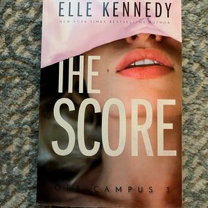 The Score by Elle Kennedy Booktok book